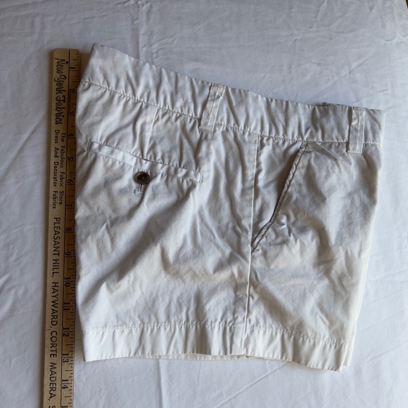 Uniqlo shorts size 2 in great condition!! - Picture 11 of 12